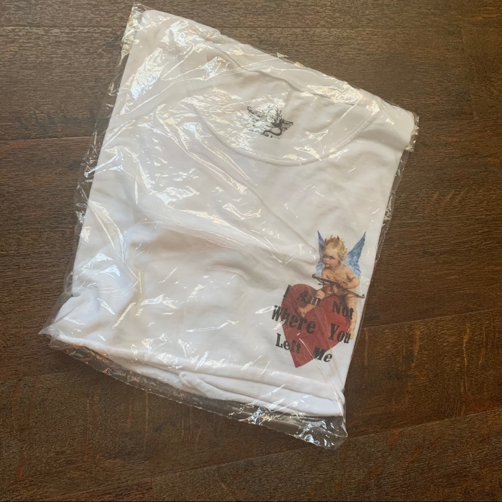 Boys Lie I Am Not Where You Left Me crop tee - Picture 6 of 9